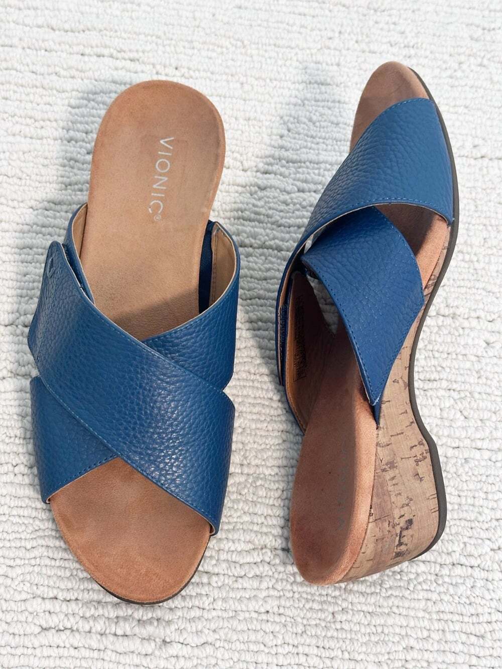 VIONIC Leticia Blue Size 8 Pebble Leather Criss Cross Sandal Wedge Orthotic